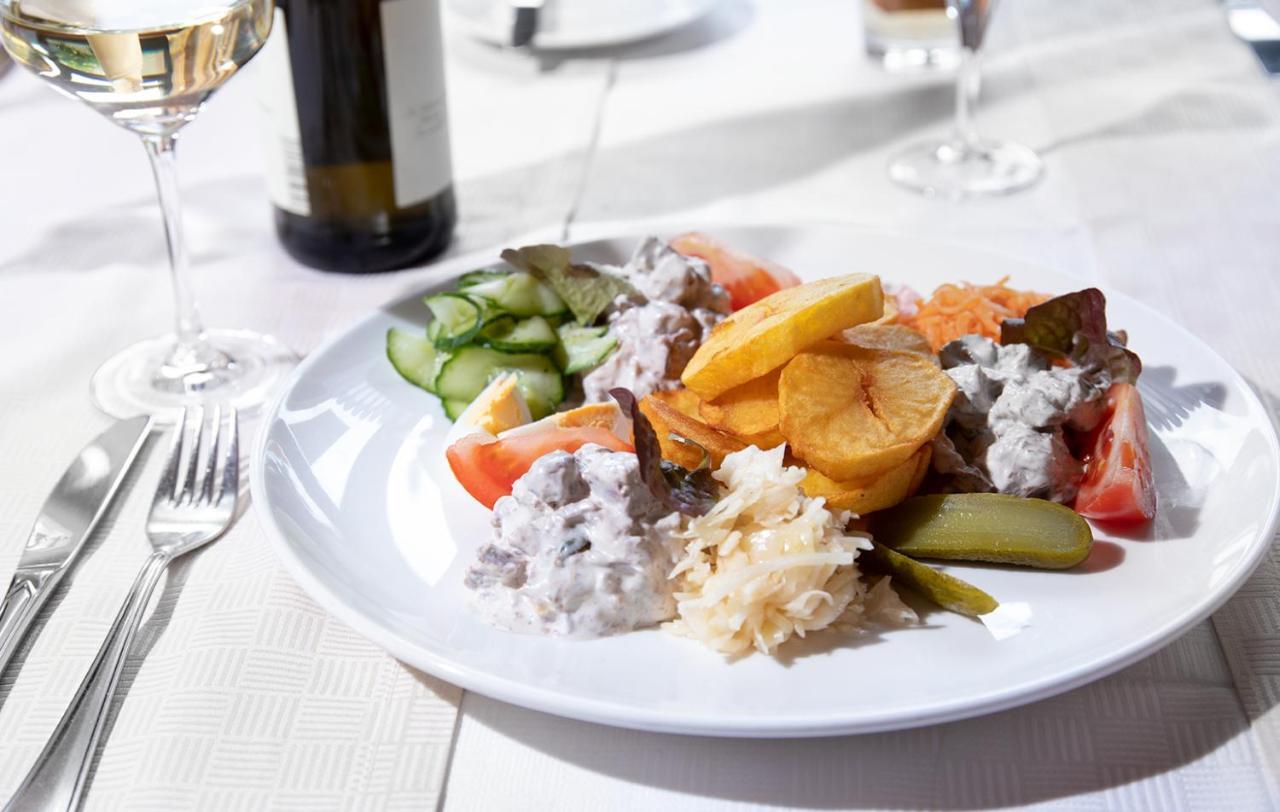 Lothringer Hof Hotel Saarlouis Ngoại thất bức ảnh